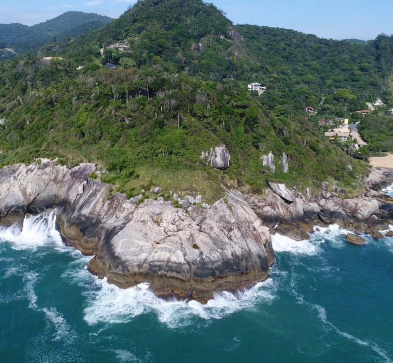 Terreno Frente Mar Estaleiro