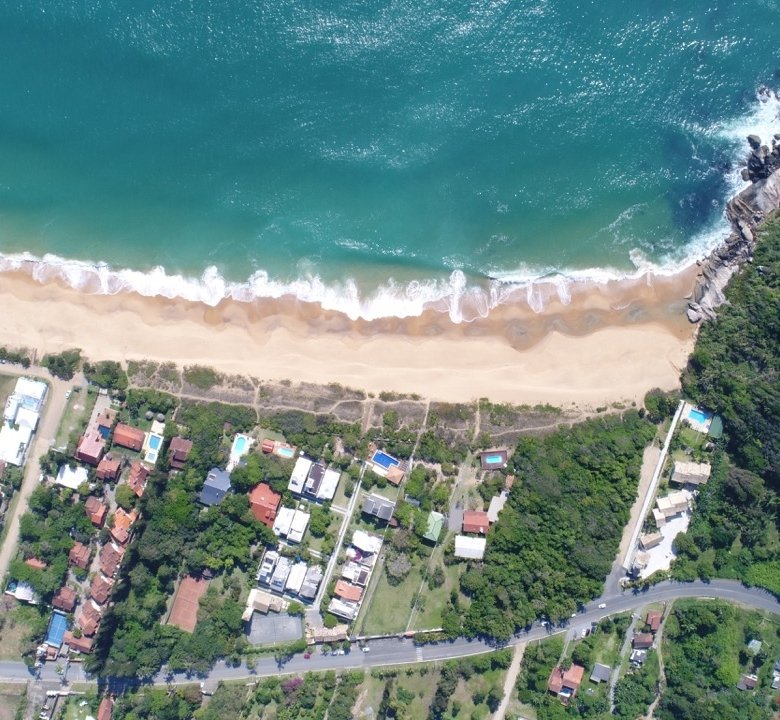 Terreno Frente Mar Estaleiro
