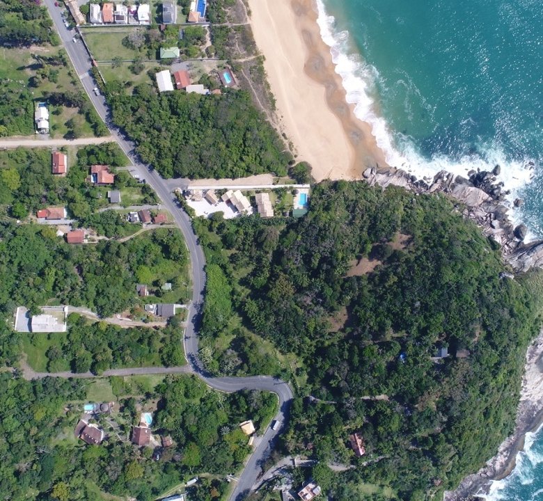Terreno Frente Mar Estaleiro