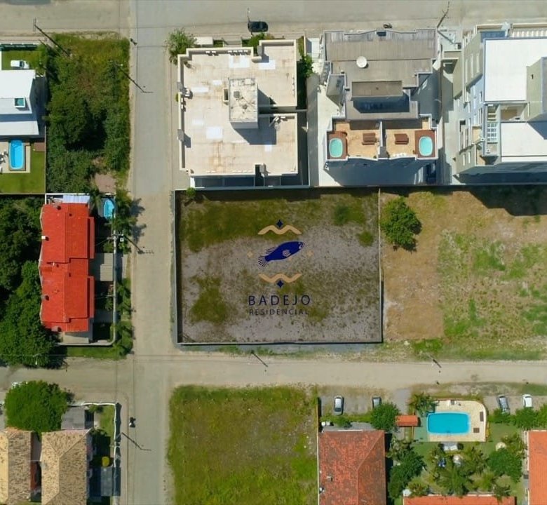 Badejo Residencial Mariscal Bombinhas