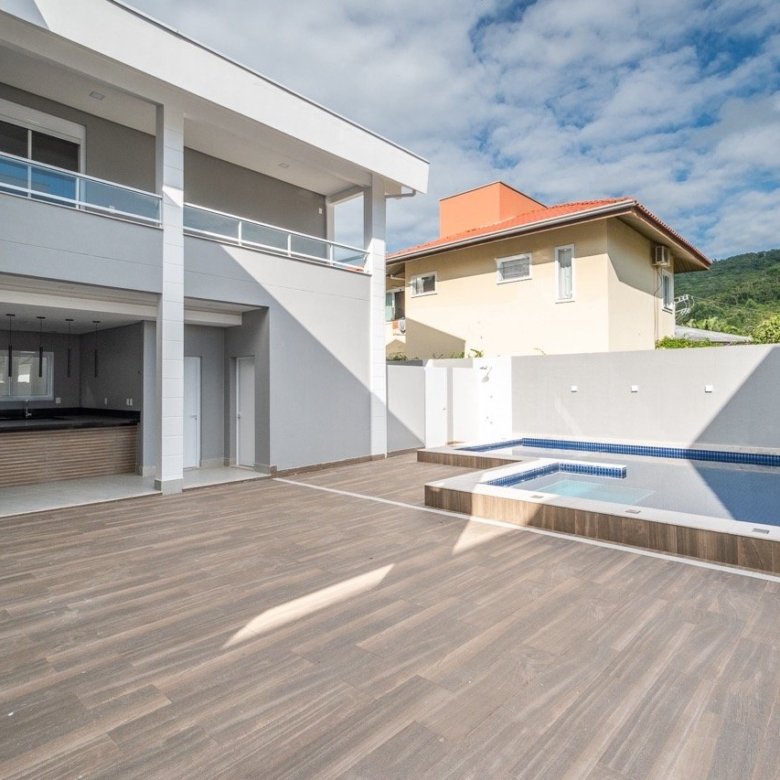 Casa 99 Balneário Camboriú