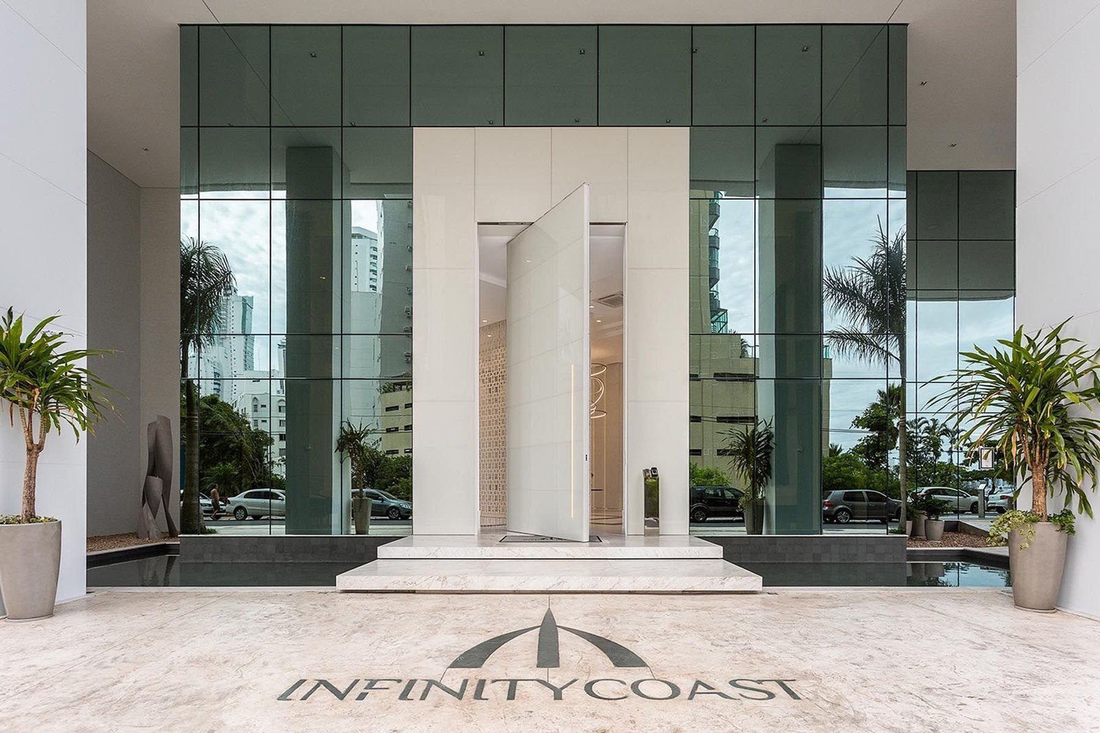 Edifício Infinity Coast