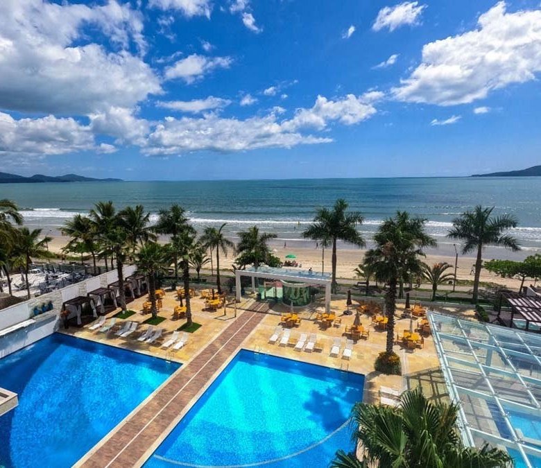 Sognare Residenziale Frente Mar Itapema