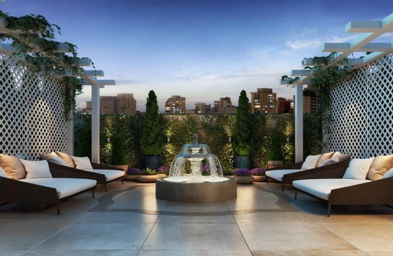 Hamptons Village Embraed