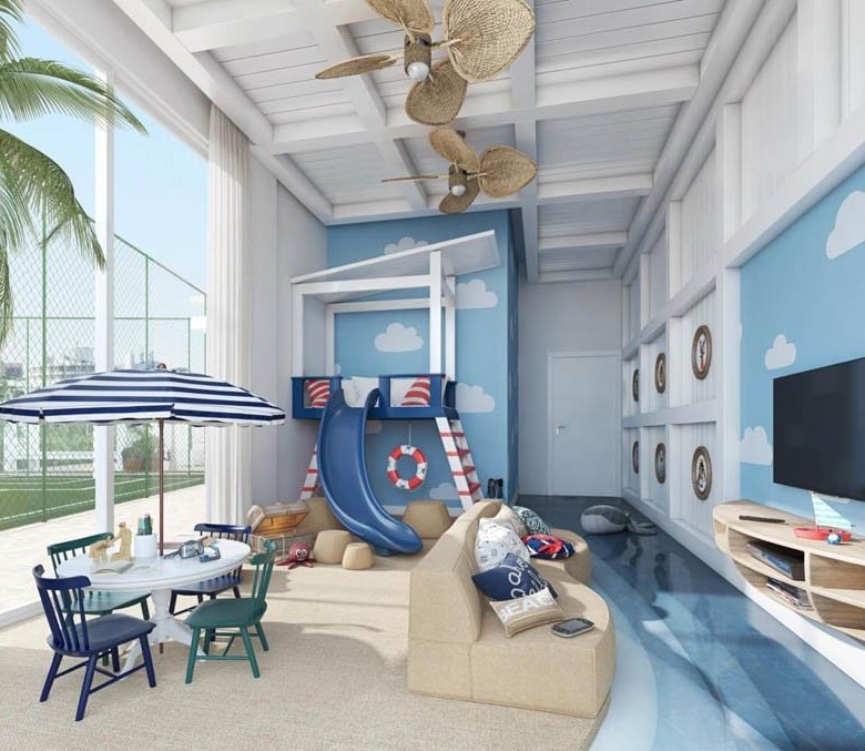 Hamptons Village Embraed