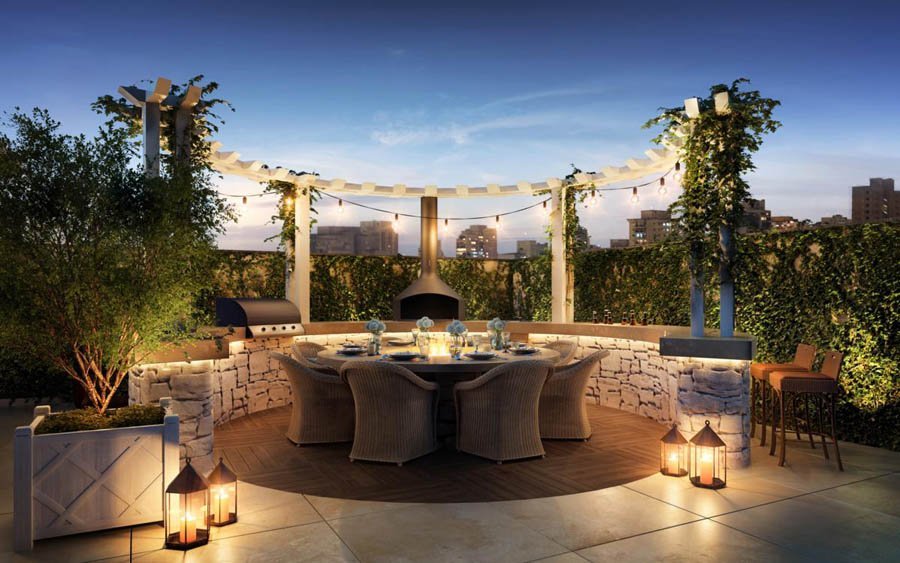 Hamptons Village Embraed