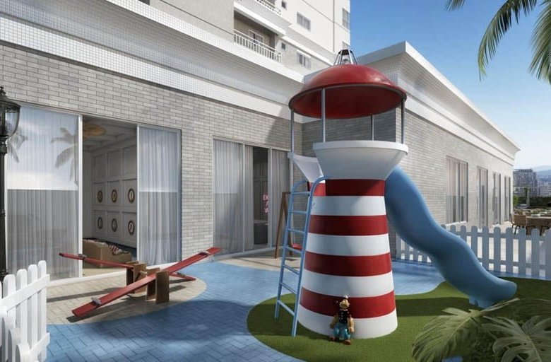 Hamptons Village Embraed