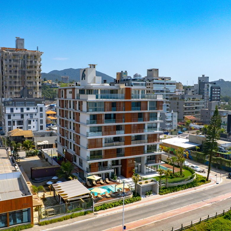 Tirreno Residenziale Praia Brava