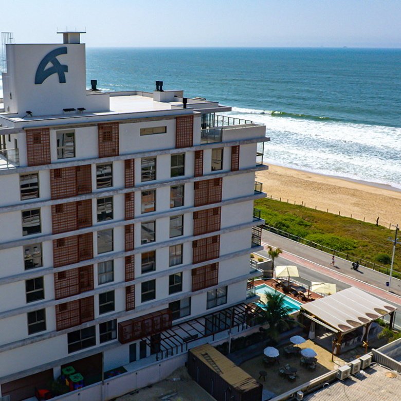 Tirreno Residenziale Praia Brava