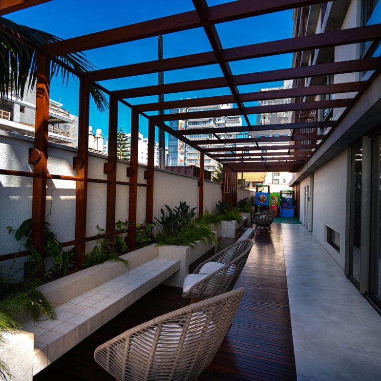 Tirreno Residenziale Praia Brava