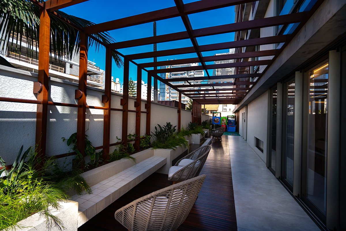 Tirreno Residenziale Praia Brava