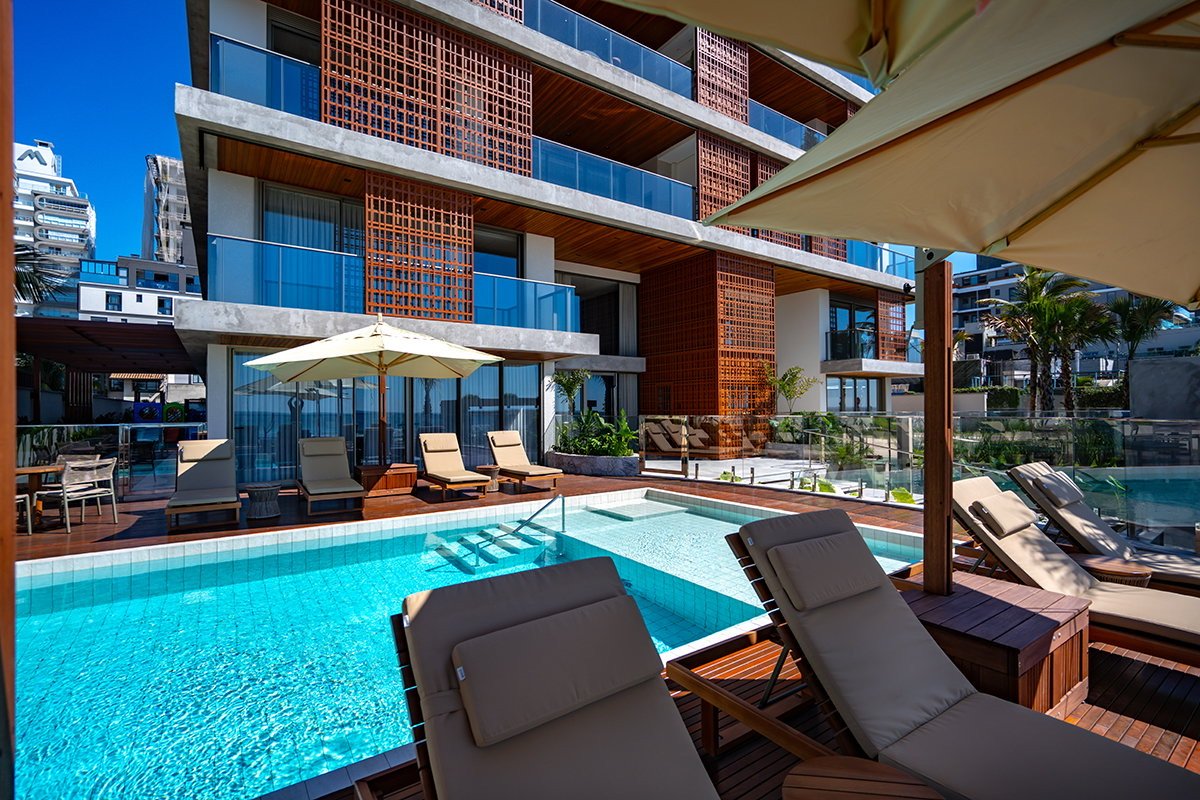 Tirreno Residenziale Praia Brava