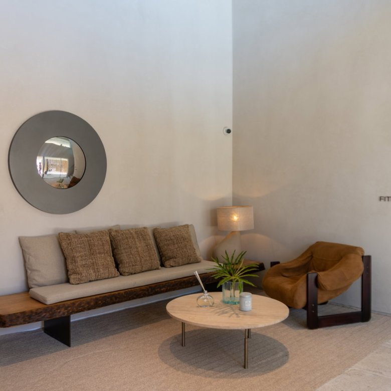 Bravo Residences by Arthur Casas