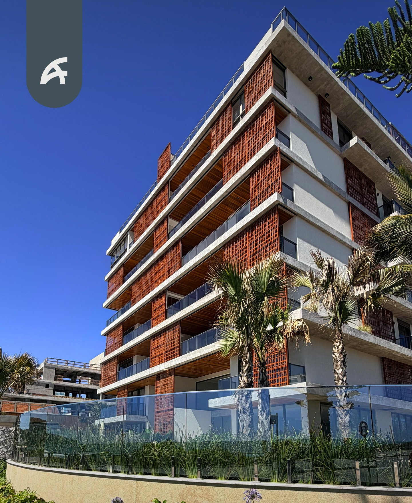 Tirreno Residenziale Praia Brava