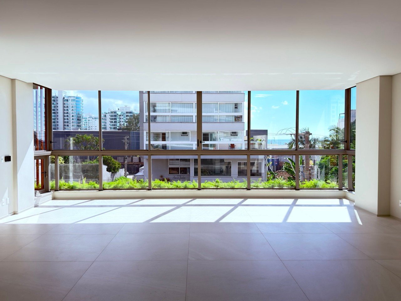 In Exclusive Home Praia Brava Itajaí