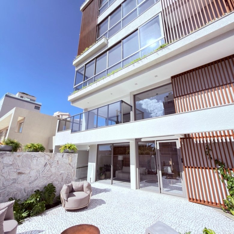 In Exclusive Home Praia Brava Itajaí